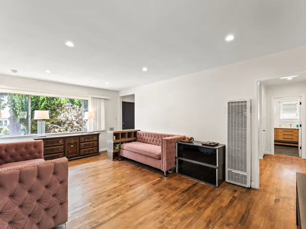 8016 Denrock Ave, Los Angeles, CA 90045