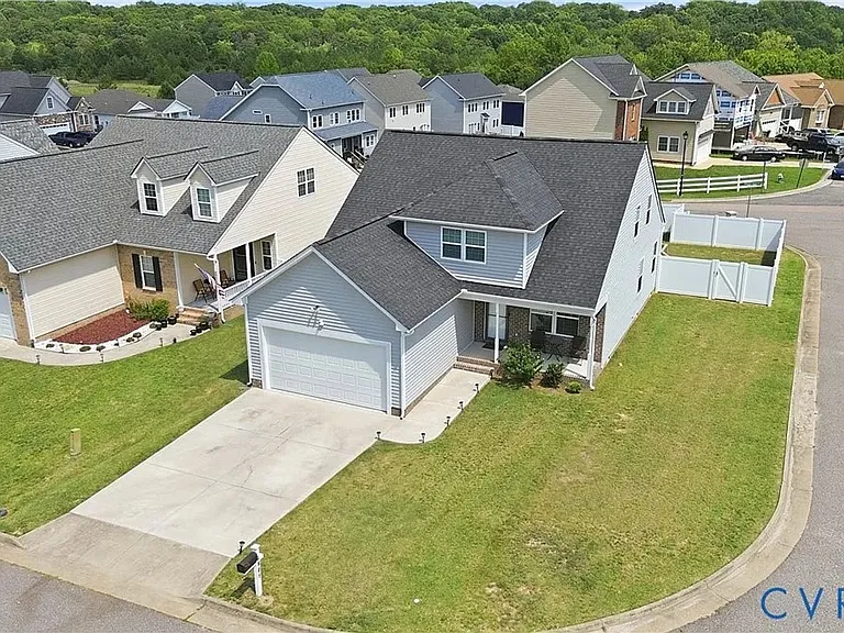 3901 Lighthouse Ln — Photo 24