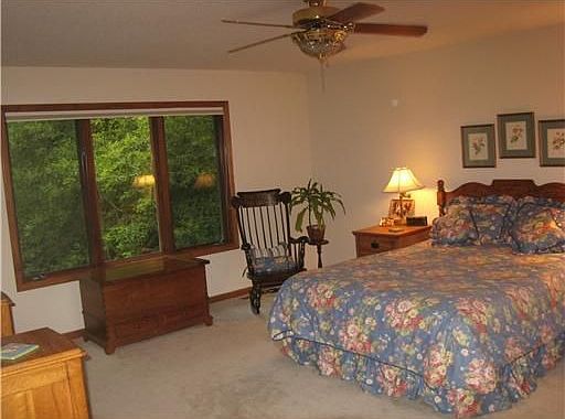 5th image of 2220 Timber Creek Dr