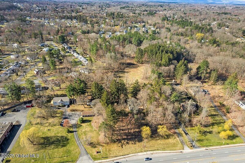 3rd image of 2760 Troy-Schenectady Road