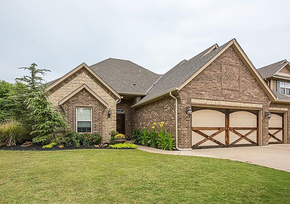 1st image of 10632 Timber Oak Dr