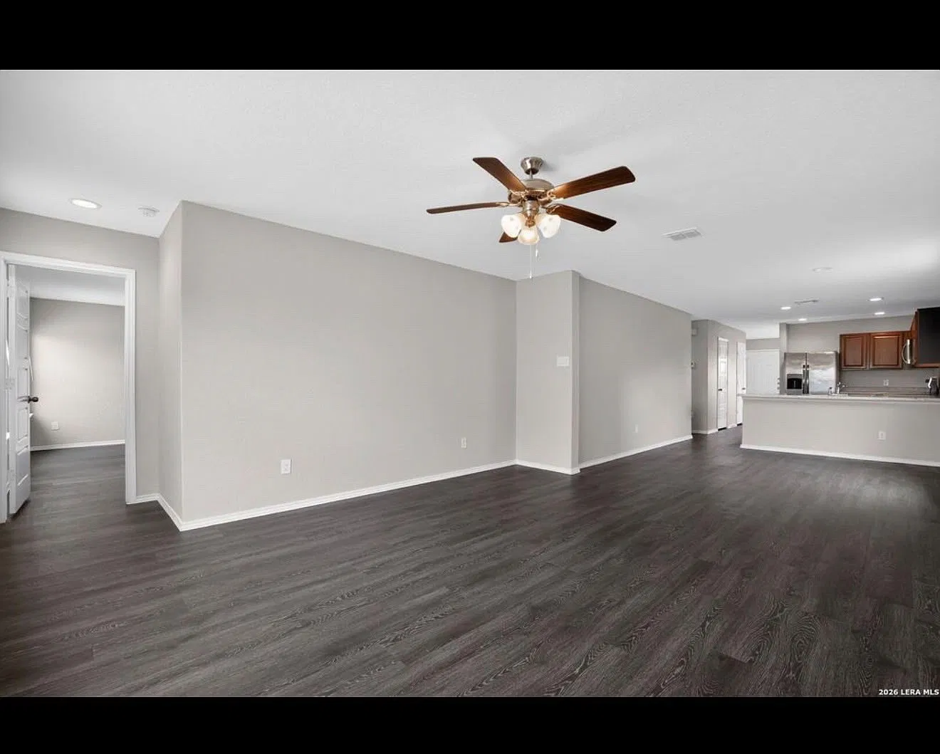 3 bed, 1642 sqft, $1,900 — Photo 3