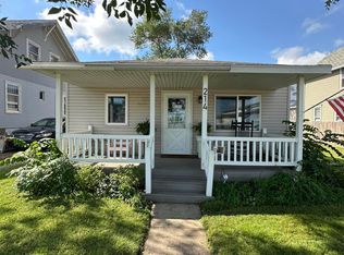 214 S Main St, Arlington, SD 57212
