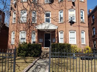 104 Preston St, Hartford, CT 06114