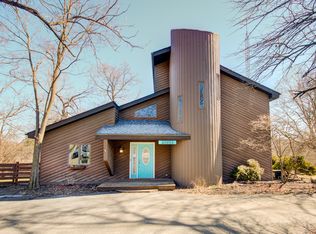 20953 S River Rd, Shorewood, IL 60404