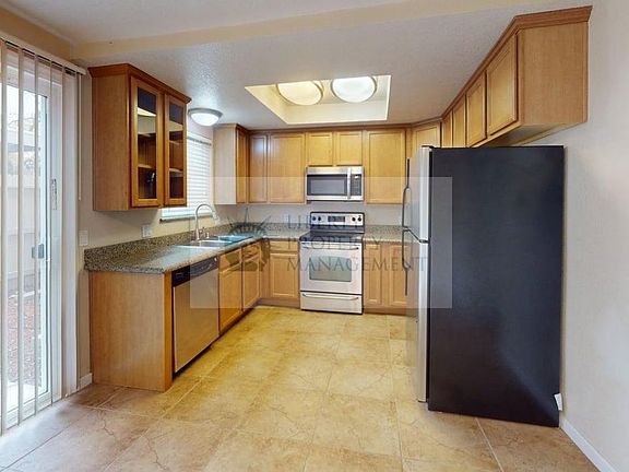 5th image of 1177 Norwegian Ave APT 42