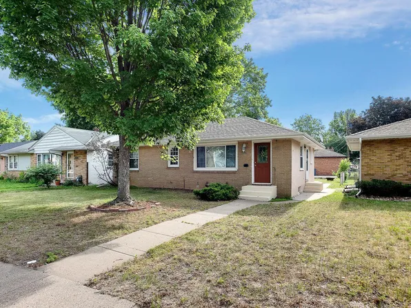 4228 Penn Ave N, Minneapolis, MN 55412