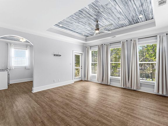 5th image of 160 Rearden Way