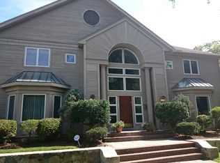 854 Newton St, Brookline, MA 02467