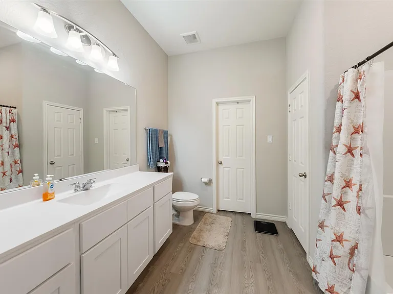 306 Helen St — Photo 20
