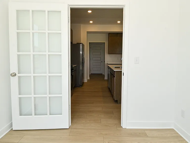 8118 Ridge Line Dr — Photo 56