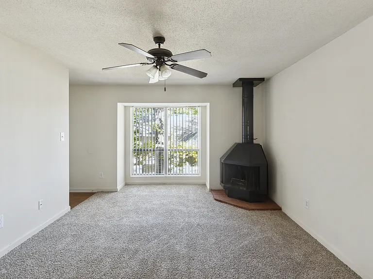 Overlook Apartments — Photo 52