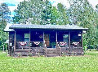 226 Cherokee Rd, Glenwood, GA 30428