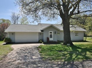 826 Manypenny Ave, Bayfield, WI 54814