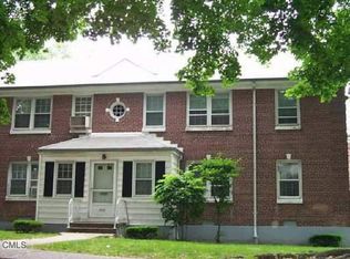 951 William St #B, Bridgeport, CT 06608