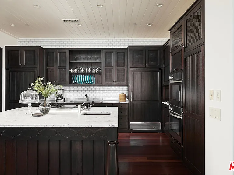 31 Bay Dr — Photo 10