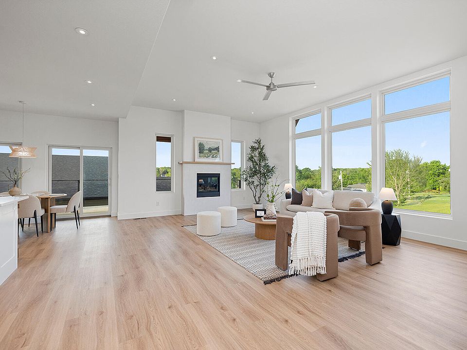 1st image of 2807 S 14th Avenue