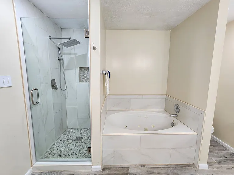 18123 Noble Forest Dr — Photo 20