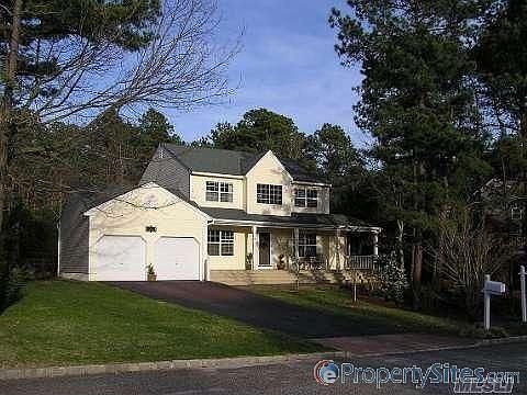 1st image of 7 Lilly Ct