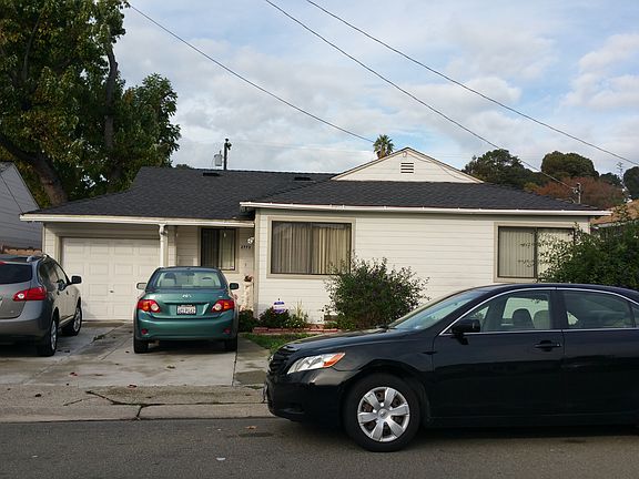 2nd image of 2773 Greenwood Dr