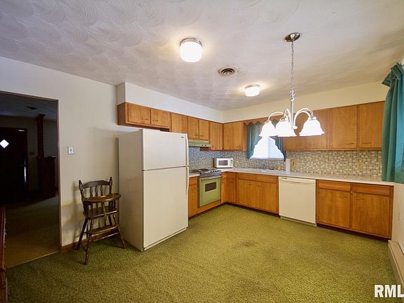 4th image of 1308 Olive St