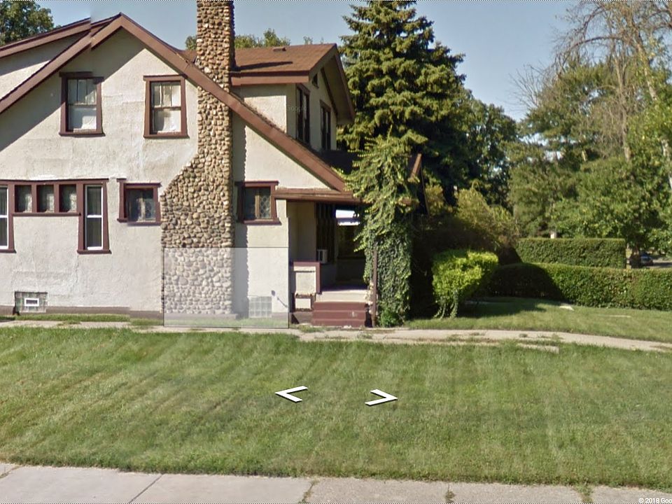 1st image of 105 Eason St