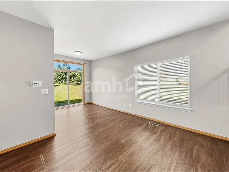 21555 Fulton Ct — Photo 6