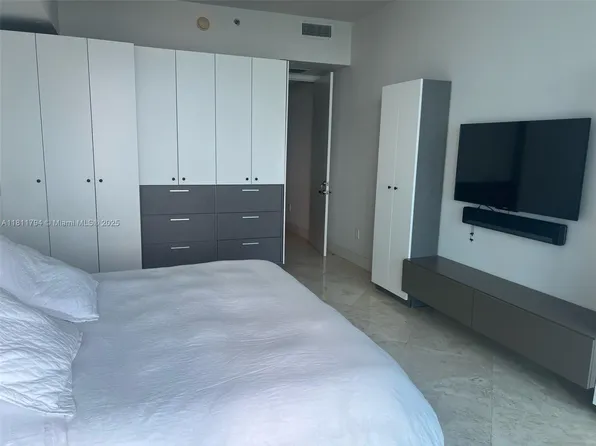 100 S Pointe Dr APT 1603, Miami Beach, FL 33139