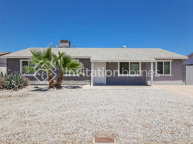 3902 E Willow Ave — Photo 1
