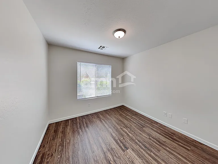 15848 W Jefferson St — Photo 19