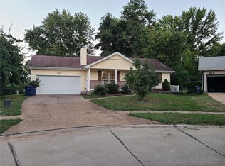 2005 Monks Hollow Dr, Florissant, MO