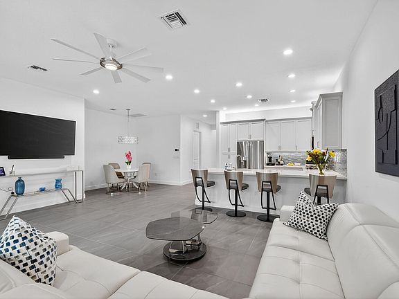 4th image of 9352 Great Springs Drive