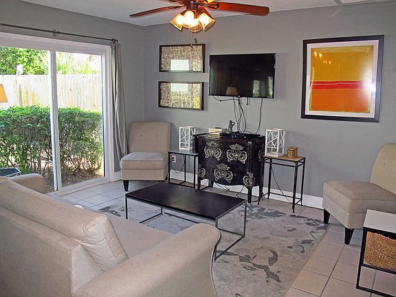 5th image of 1030 Scenic Gulf Dr #8D