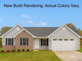 Main St, Breese, IL 62230