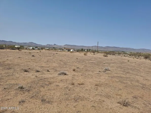 0000 W Cowlic Road #12, Golden Valley, AZ 86413