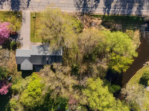 601 Minnesota Ave S, Aitkin, MN 56431