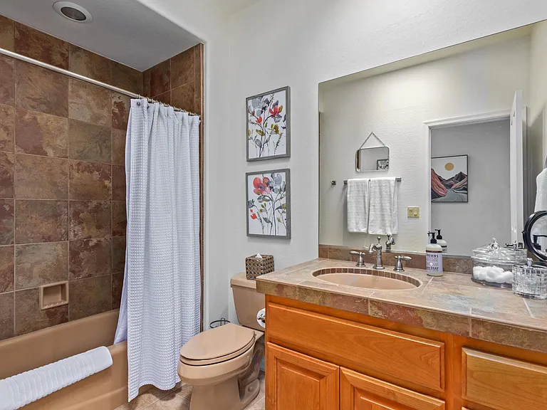 19014 E Eaglenest Dr — Photo 28