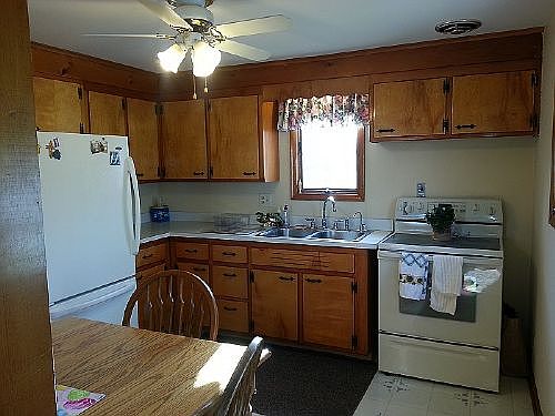 1st image of 104 Yvonne Ave