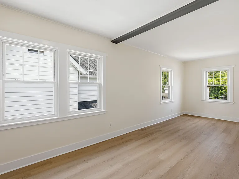 84 Sherwood Pl #2 — Photo 12