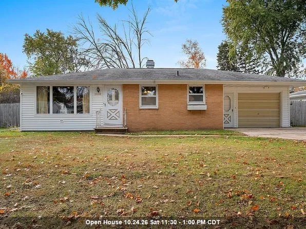 3038 Greenview Dr, Green Bay, WI 54311