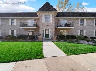 2700 Georgetowne Dr Unit A-1, Highland, IN 46322