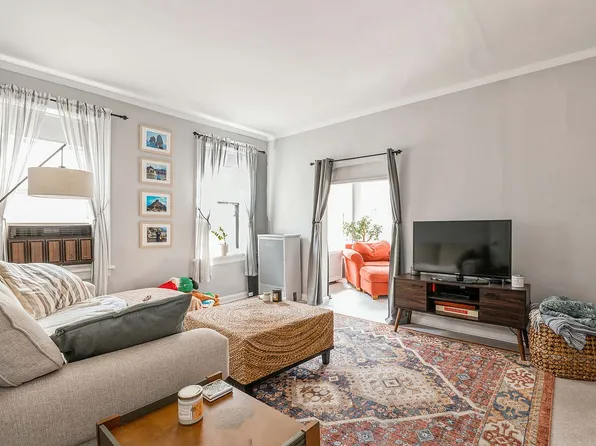 30-81 35th St #2, Astoria, NY 11103