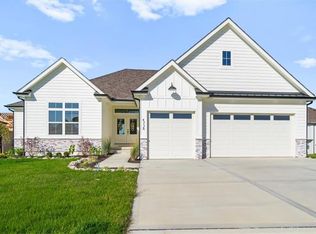 4738 NW Sienna Rdg, Riverside, MO 64150