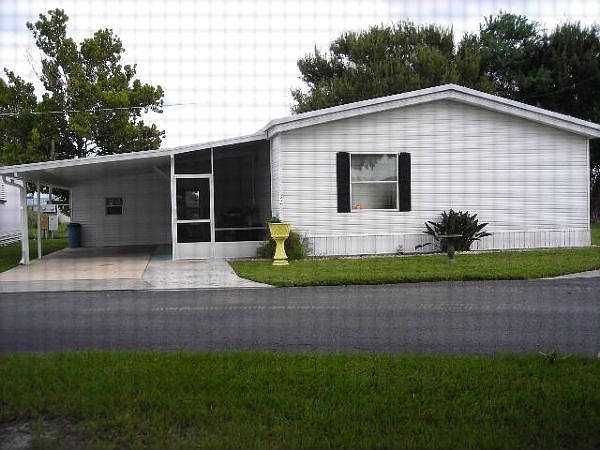 Home for Sale in Lake Alfred, FL $69,900