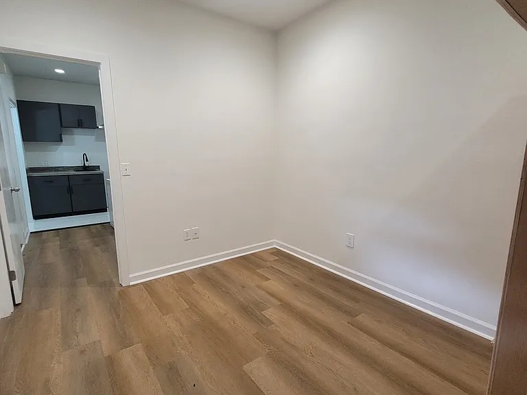 1319 Gen Ogden St #1319A — Photo 5