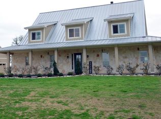 3191 Rolling Valley Ln, Brenham, TX 77833