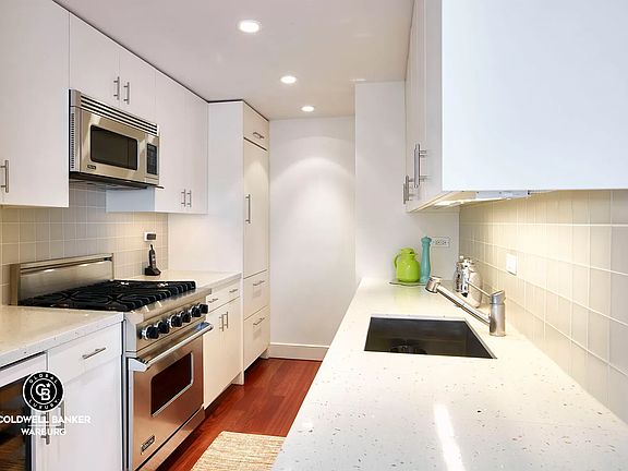 5th image of 400 E 56th St APT 23C