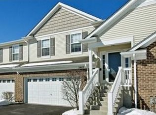 2612 Loren Ln, Algonquin, IL 60102