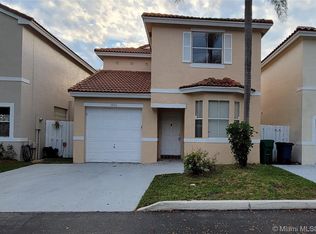 3860 Tree Tops Rd, Hollywood, FL 33026