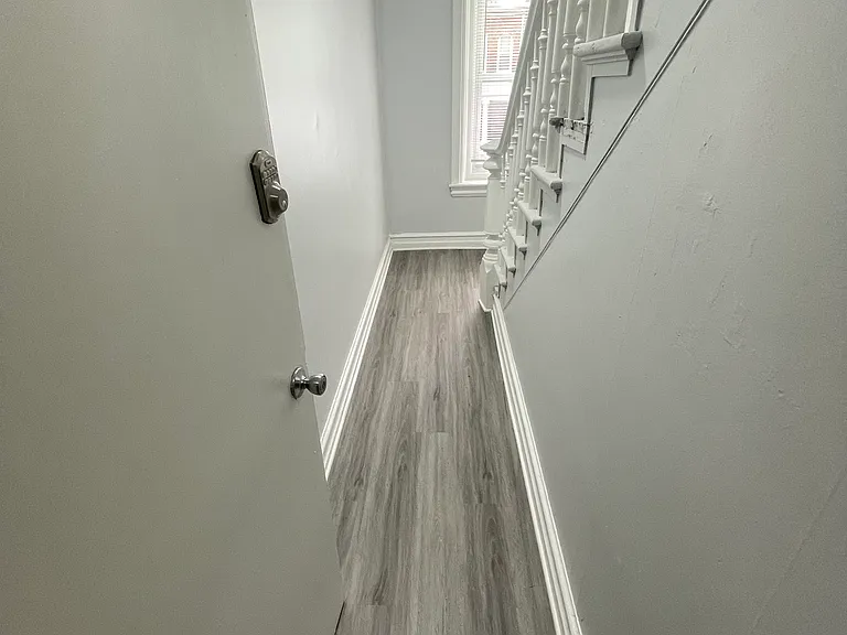 535 N 2nd St — Photo 5